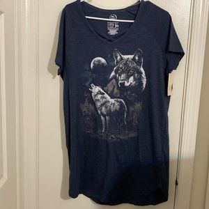 Wolf Graphic T Shirt XS/S NEW